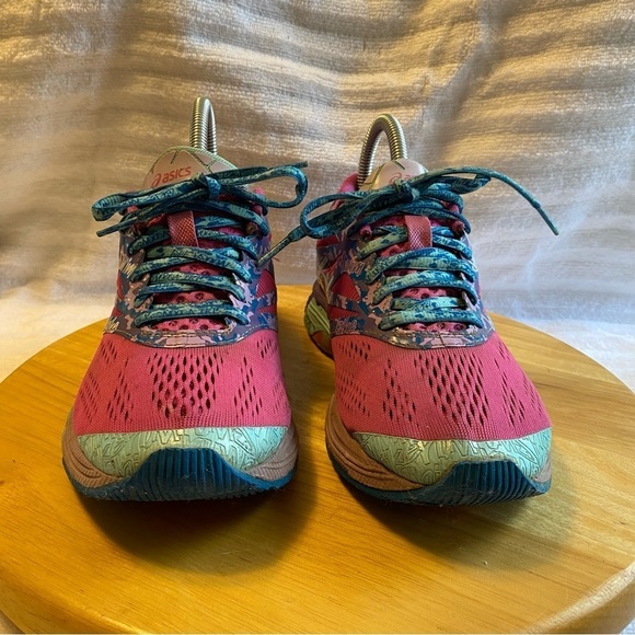 ASICS Shoes Women’s‎ Size 7 Lace Up Sneakers Mixed Colors - Picture 2 of 10